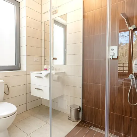 Pacyfic Kwatera prywatna *